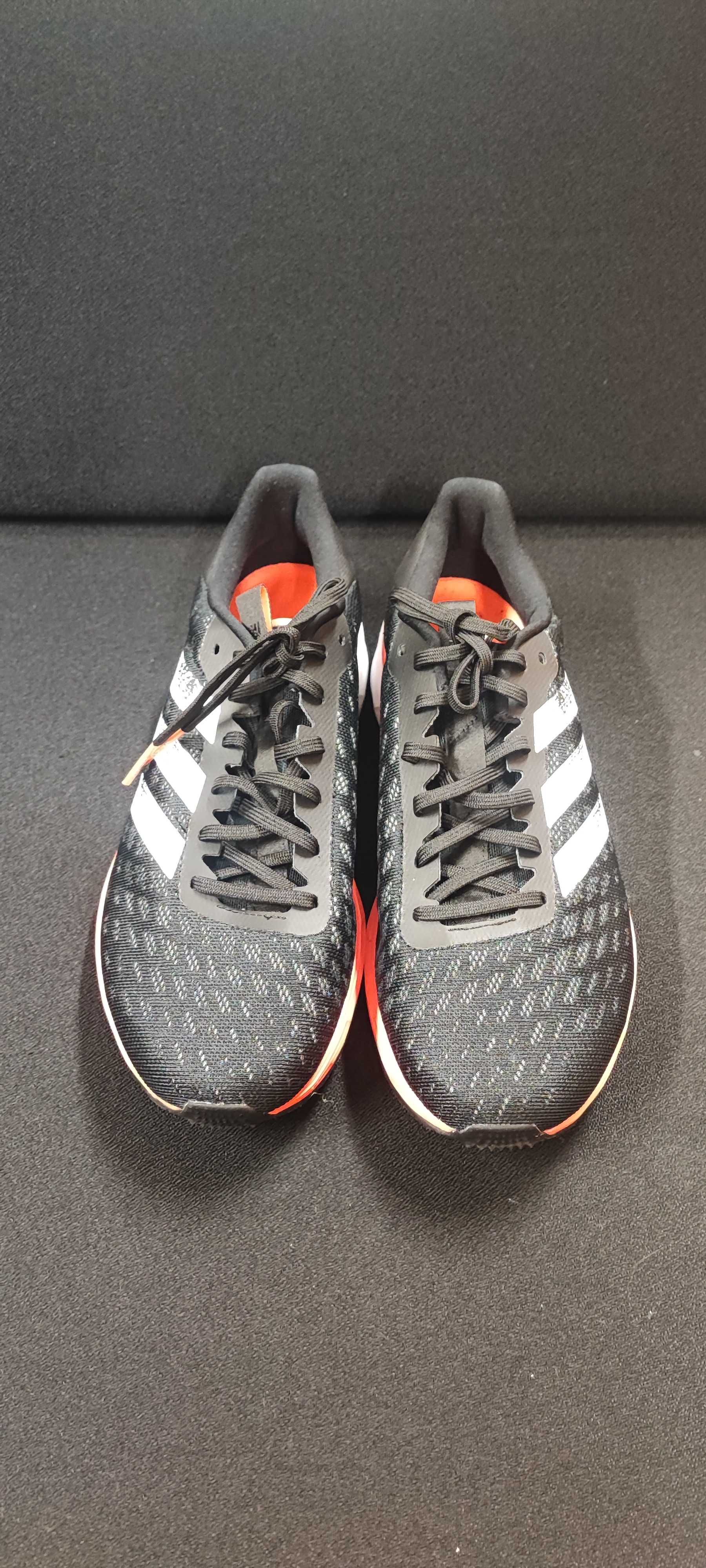 Sapatilha Adidas SL20
