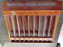Expositor de Retrosaria (Linhas)